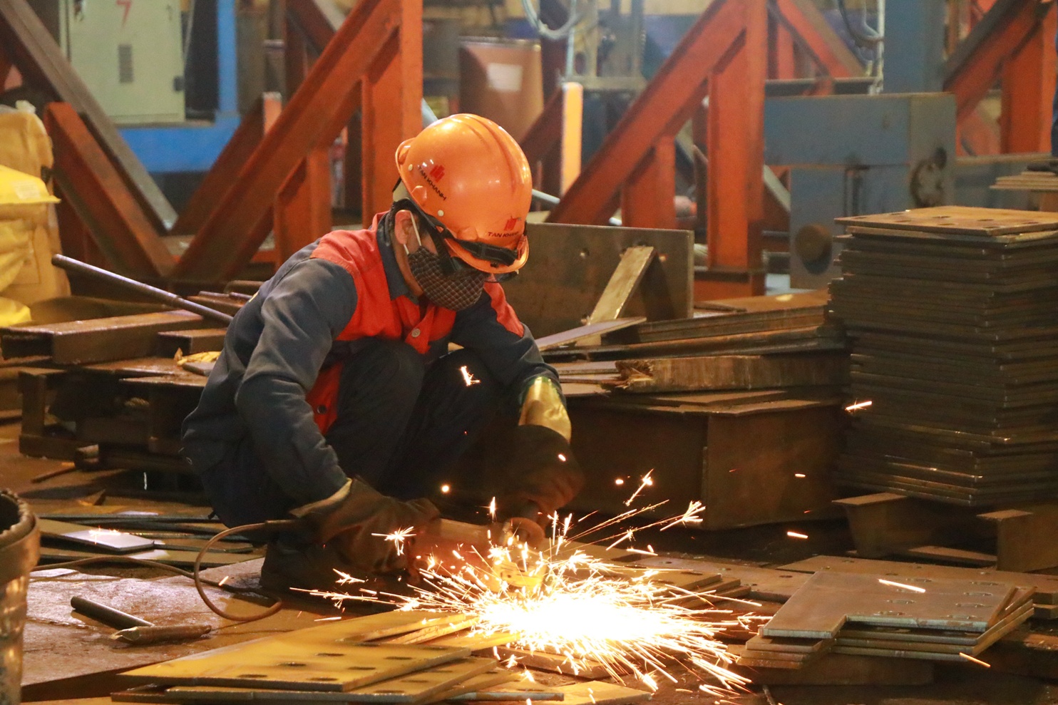 Thu ngân sách nhà nước đạt hơn 14.800 tỷ đồng trong 6 tháng đầu năm 2026