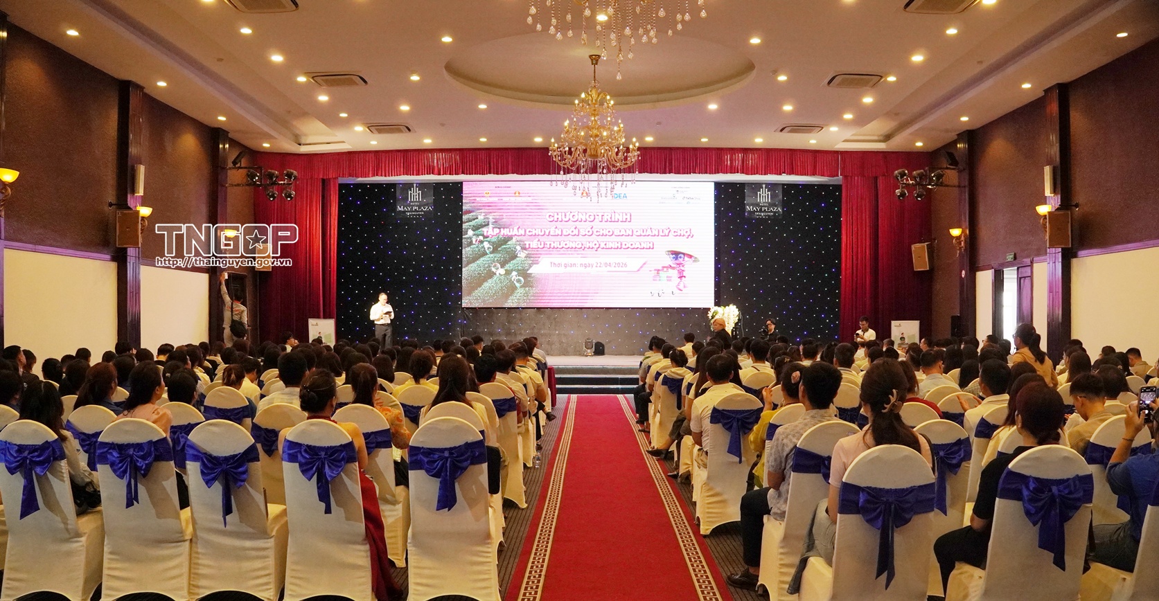 Tập huấn chuyển đổi số, thúc đẩy thương mại điện tử cho ban quản lý chợ, tiểu thương, hộ kinh doanh