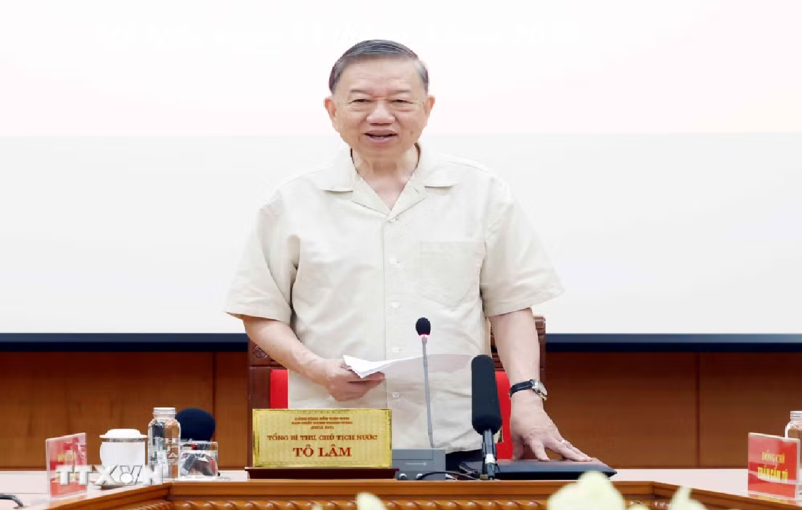 Tổng Bí thư, Chủ tịch nước: Từng bước chuyển mạnh tư duy từ quản lý văn hóa sang kiến tạo phát triển