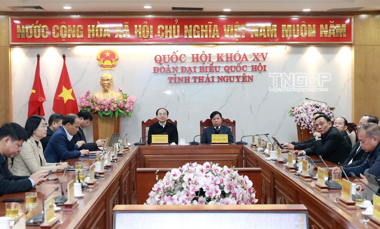 Toàn dân đồng lòng quyết tâm, doanh nghiệp tiên phong hành động trong thực hiện phong trào thi đua