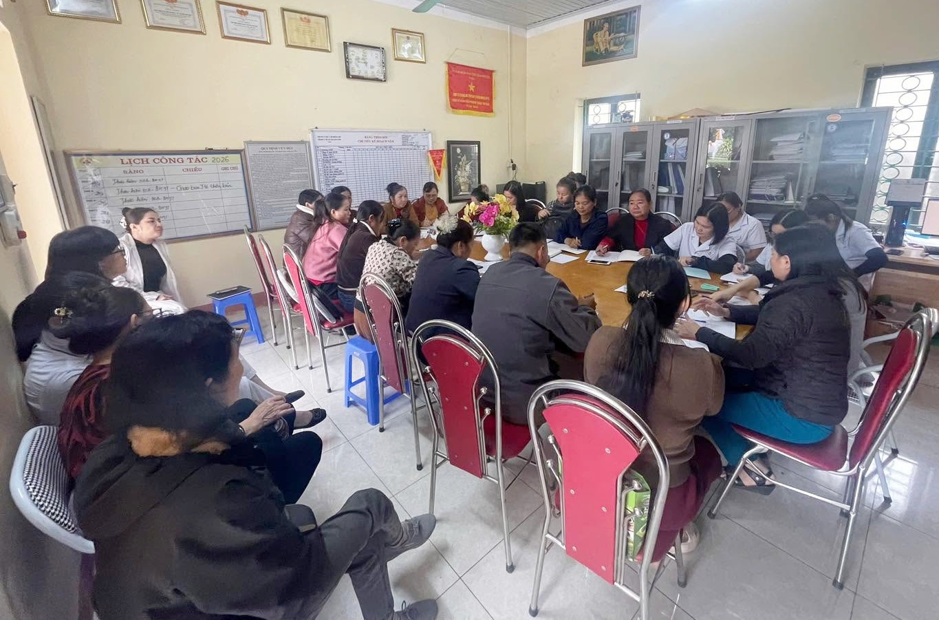 Trên 45,7 tỷ đồng/năm hỗ trợ cán bộ y tế thôn, bản