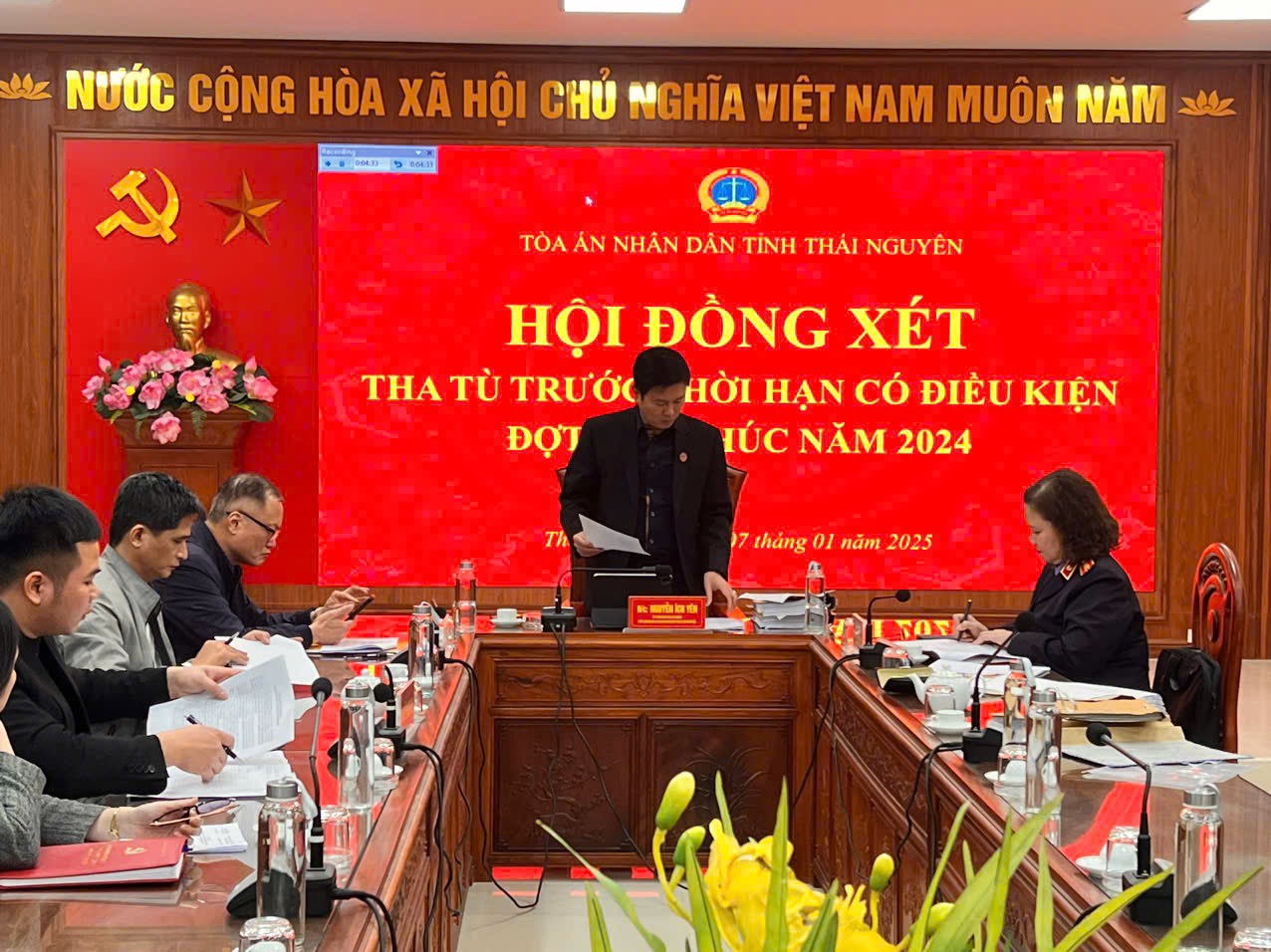 Phiên họp xét giảm tha tù trước thời hạn có điều kiện đợt cuối năm 2024 và giảm thời hạn chấp hành án phạt tù dịp Tết nguyên đán Ất tỵ