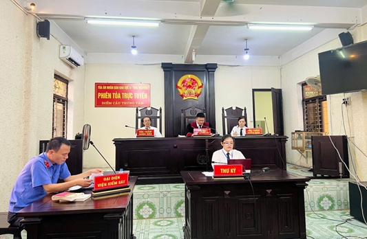 VKSND khu vực 4  phối hợp với Toà án nhân dân cùng cấp tổ chức  phiên toà trực tuyến xét xử vụ án hình sự