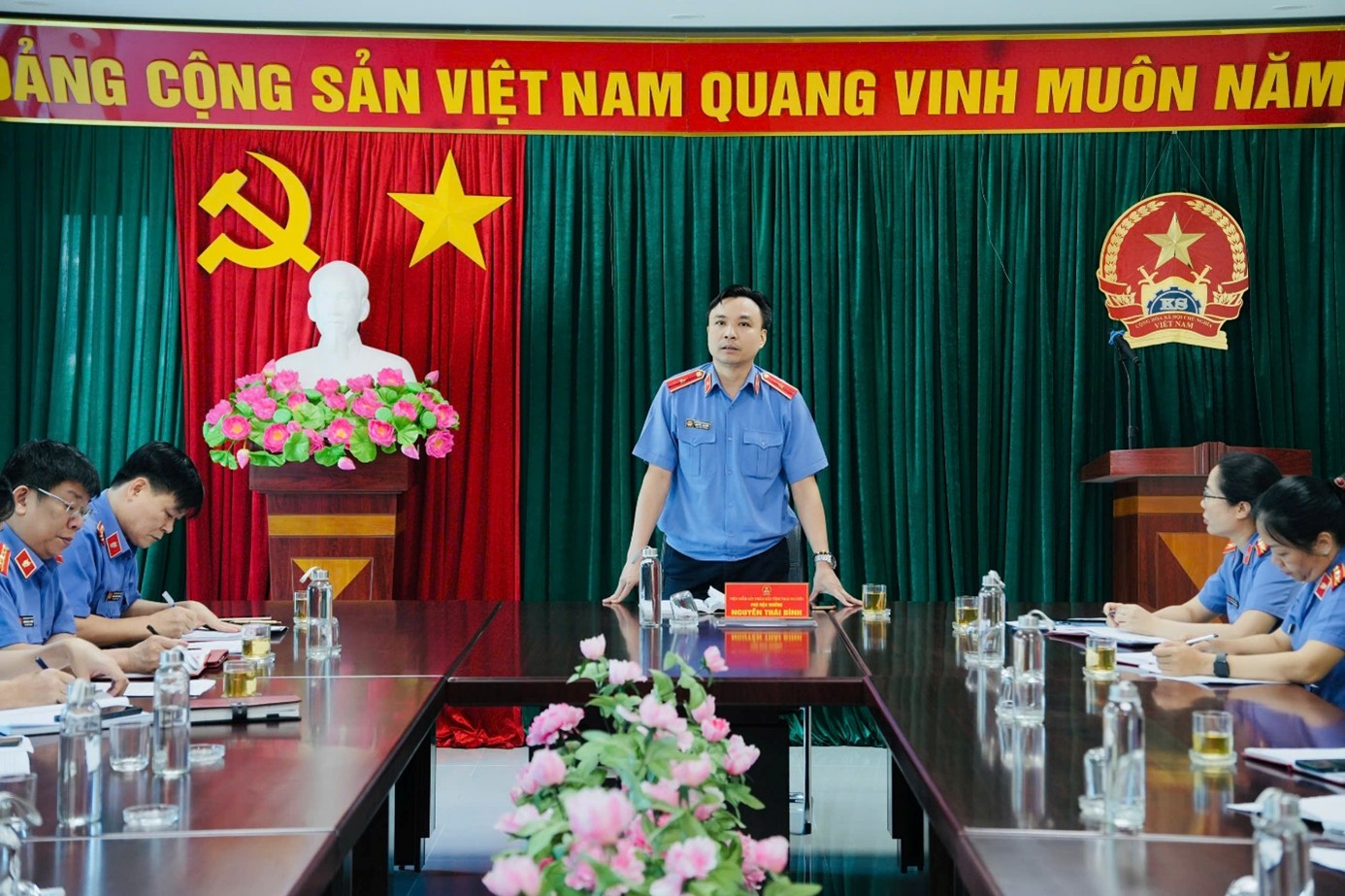Đồng chí Ủy viên ban thường vụ Đảng ủy viện kiểm sát nhân dân tỉnh dự sinh hoạt chi bộ tại Viện kiểm sát nhân dân khu vực 6 – Thái Nguyên