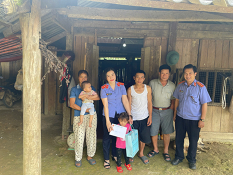 VKSND Khu vực 7 - Thái Nguyên trao quà Trung thu,  lan tỏa yêu thương đến trẻ em có hoàn cảnh khó khăn