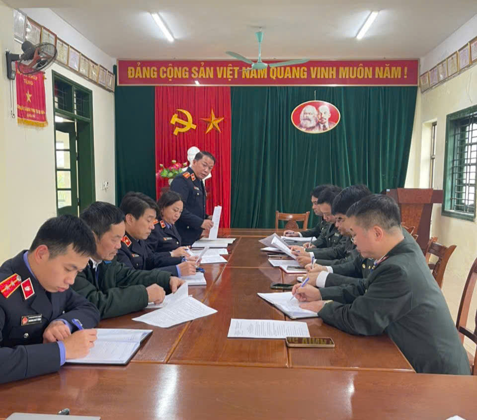 VKSND khu vực 8 trực tiếp kiểm sát công tác  thi hành án dân sự tại Phòng THA dân sự khu vực 8 