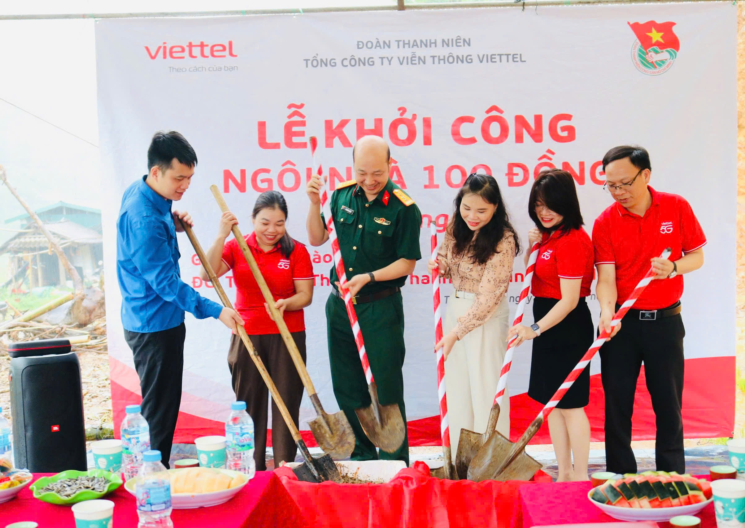 Khởi công "Ngôi nhà 100 đồng" tặng gia đình có hoàn cảnh khó khăn tại xã Thanh Mai