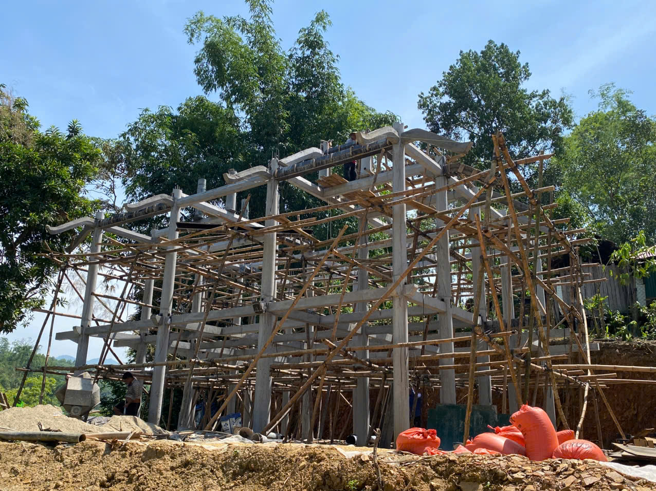 Thanh Mai đẩy nhanh tiến độ hỗ trợ xây dựng nhà ở cho người có công.