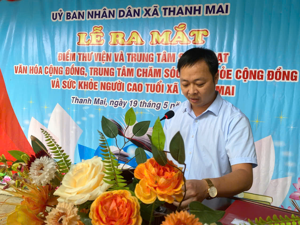 Anh-tin-bai