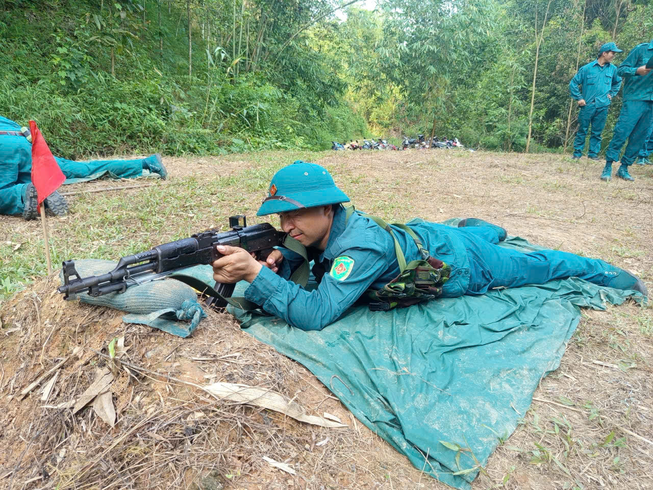 Anh-tin-bai