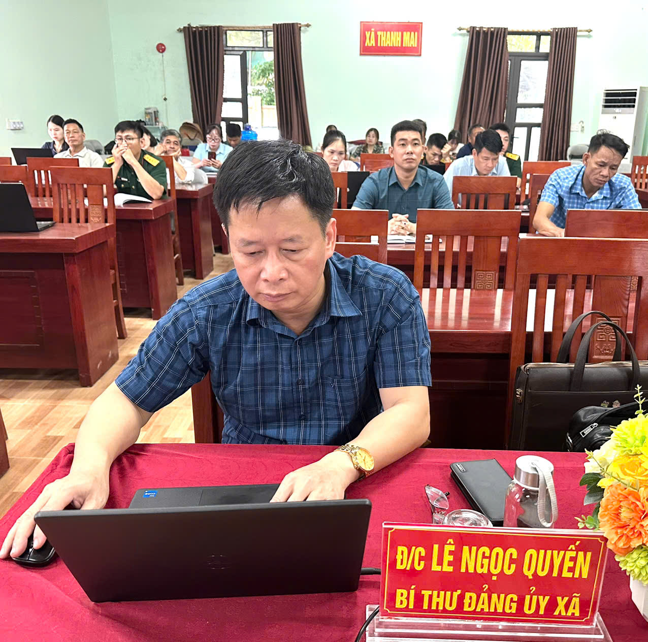 Anh-tin-bai