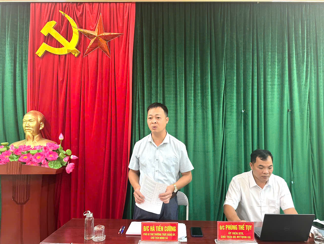 Anh-tin-bai