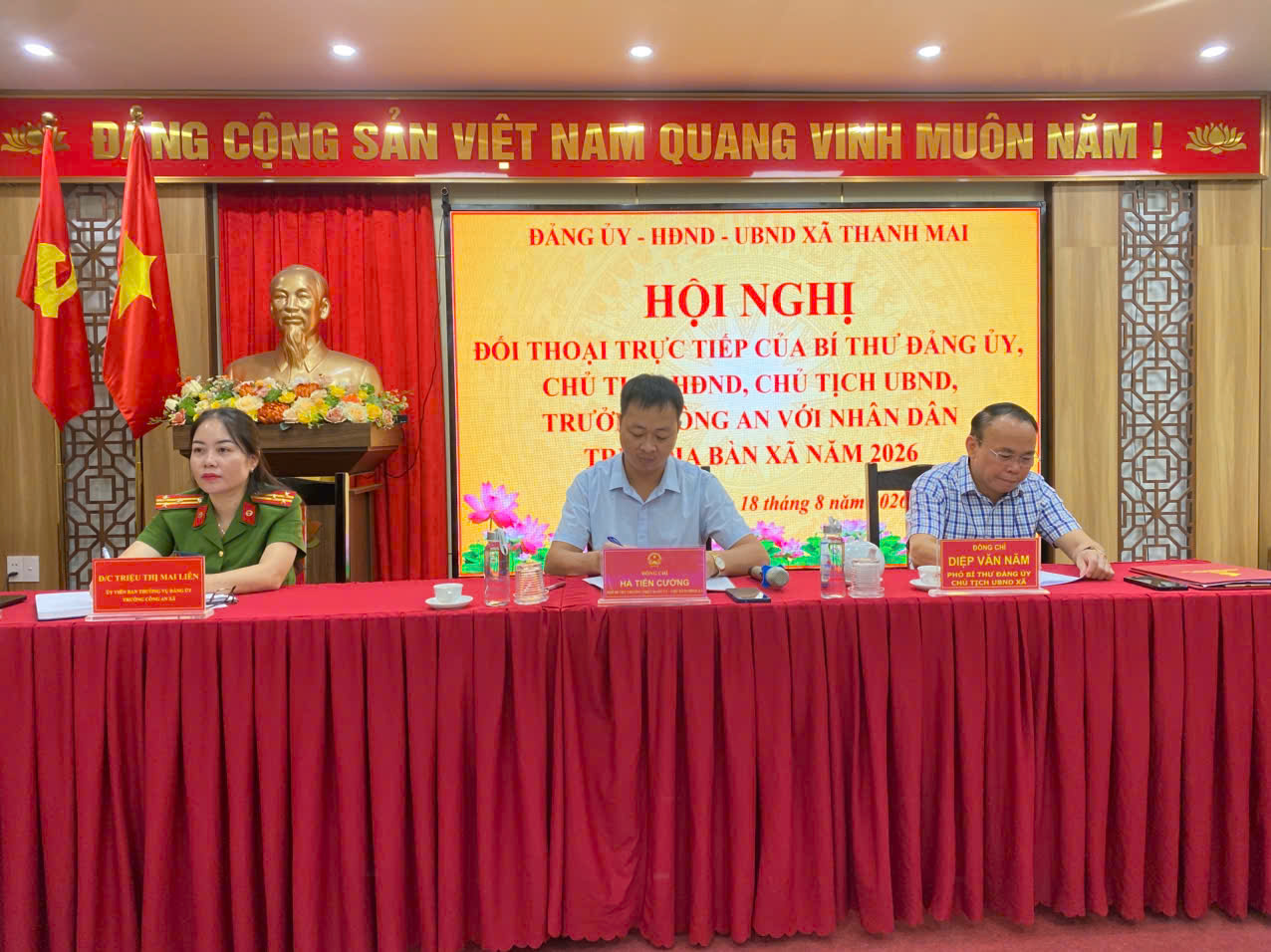 Anh-tin-bai
