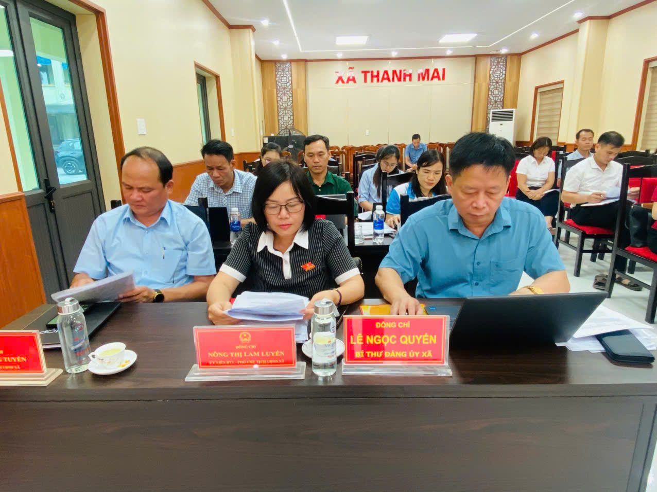 Anh-tin-bai