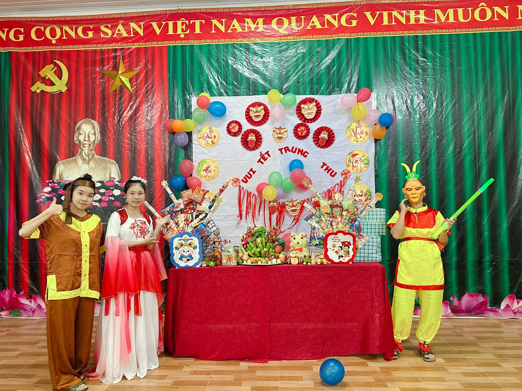 Anh-tin-bai