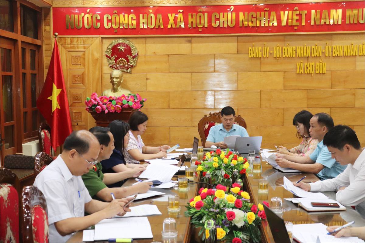 Xã Chợ Đồn họp rà soát, đánh giá điều kiện thành lập đơn vị hành chính đô thị cấp xã.