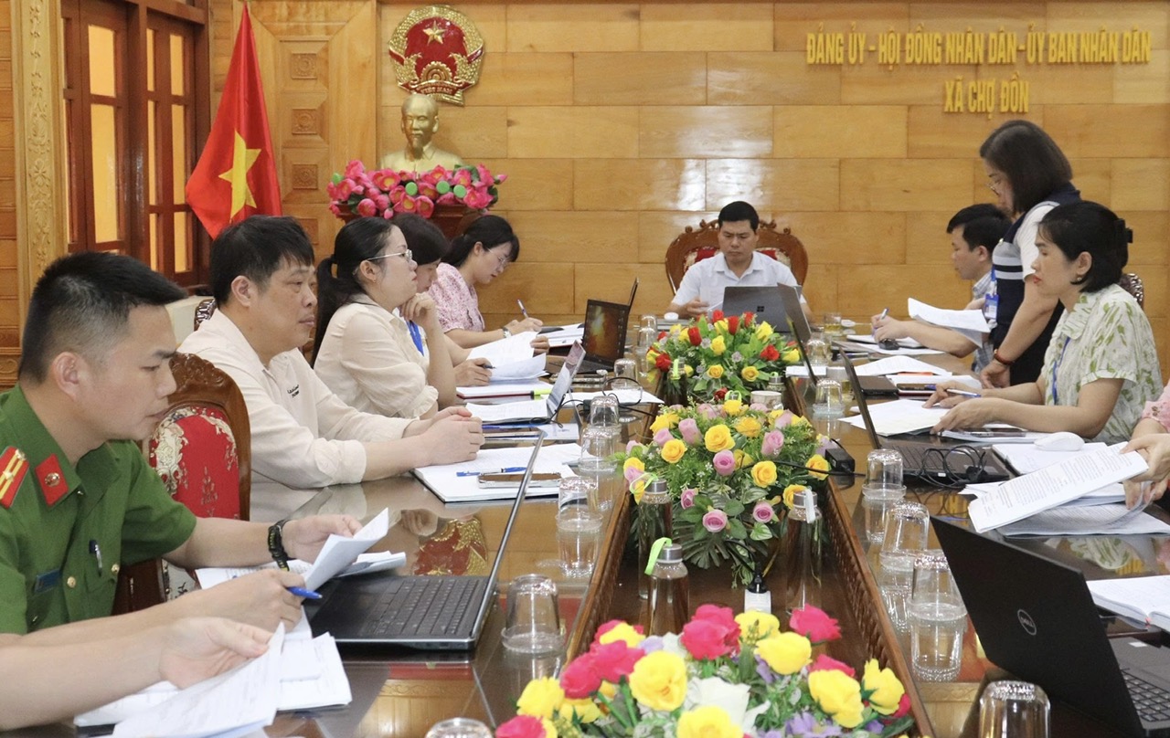 Xã Chợ Đồn tổ chức họp rà soát, xây dựng kế hoạch thực hiện Bộ tiêu chí xã nông thôn mới năm 2026