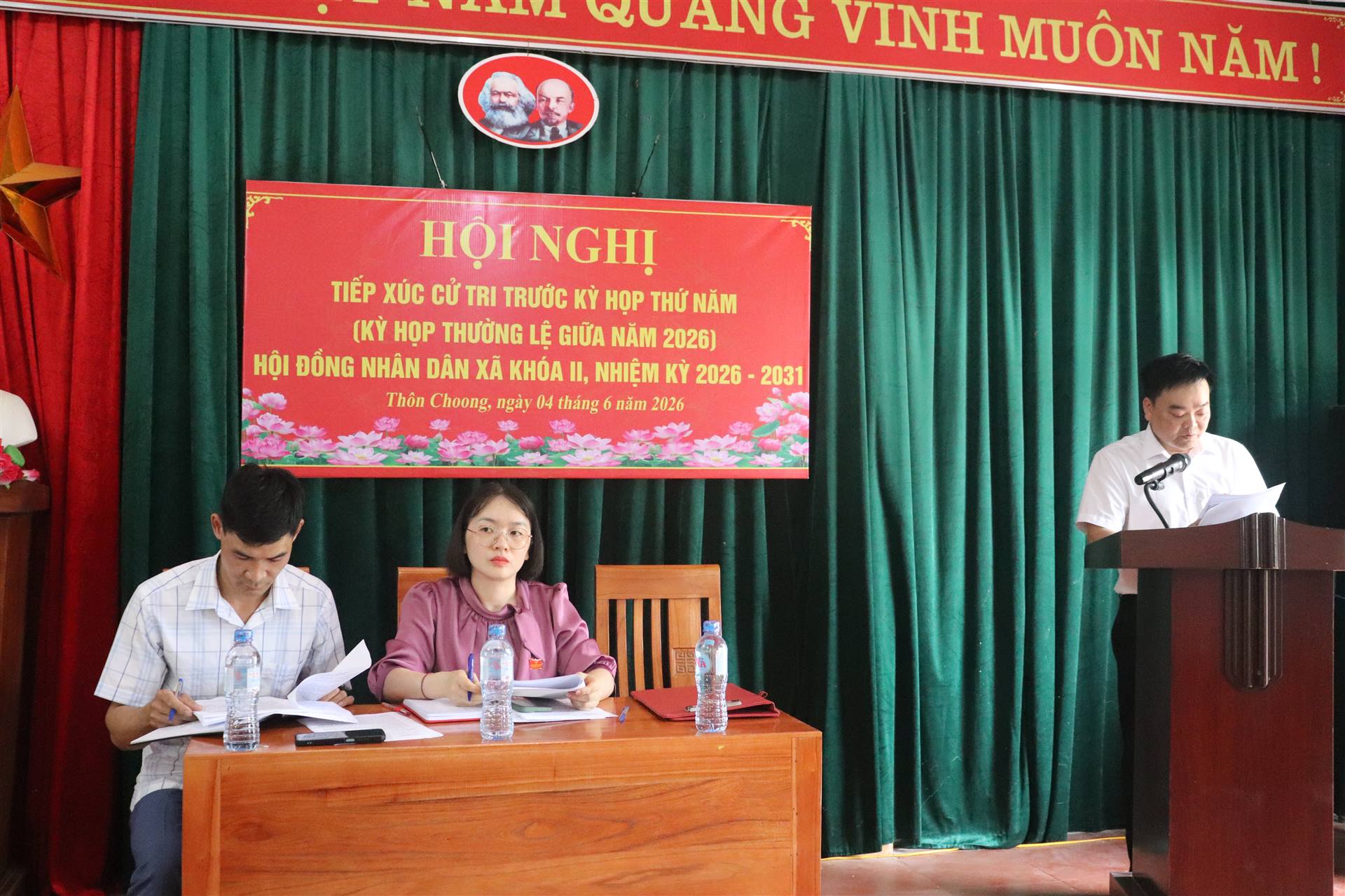 Tổ đại biểu số 6 - HĐND xã Chợ Đồn tiếp xúc cử tri trước Kỳ họp thứ năm tại Nhà văn hóa thôn Choong