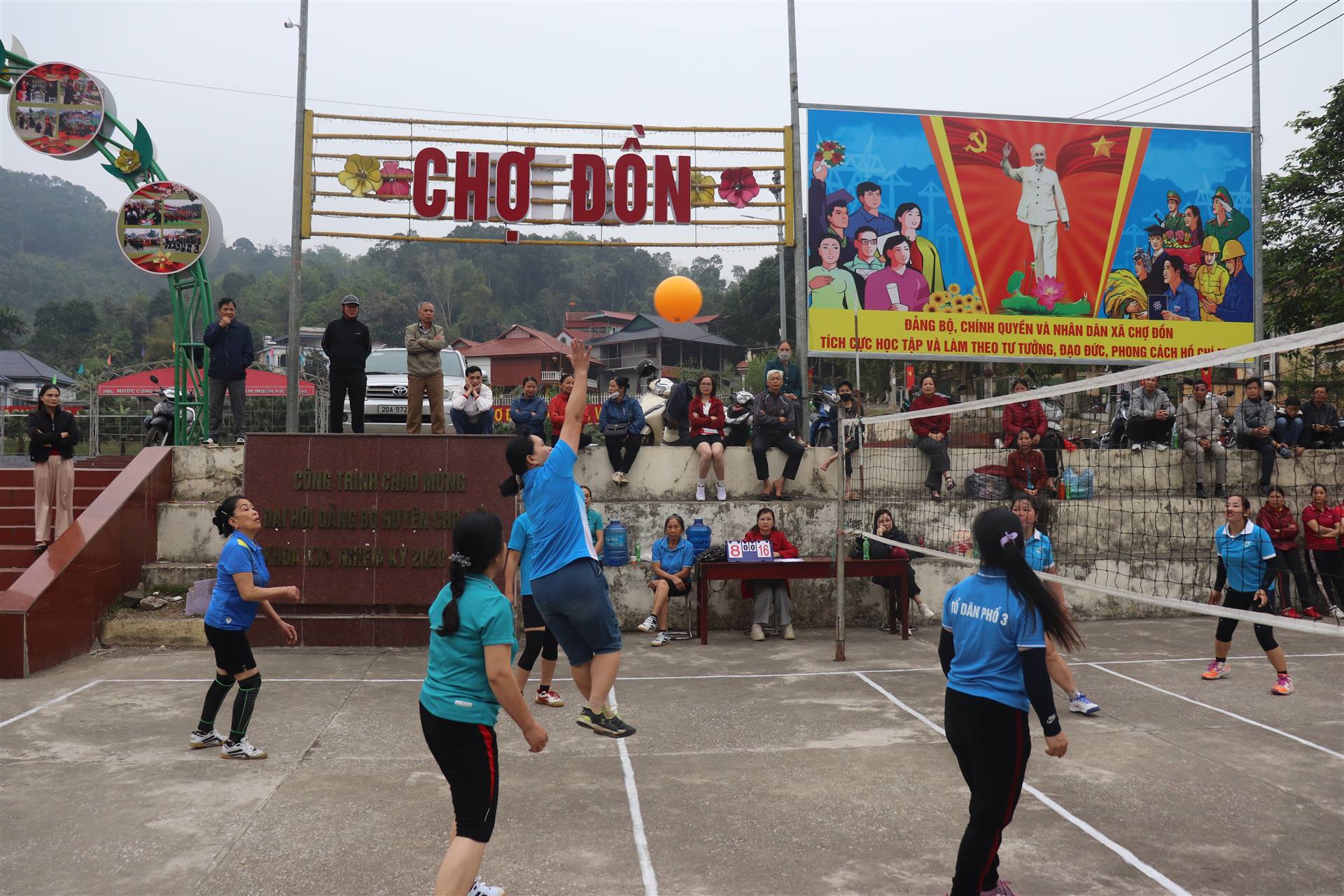 Anh-tin-bai