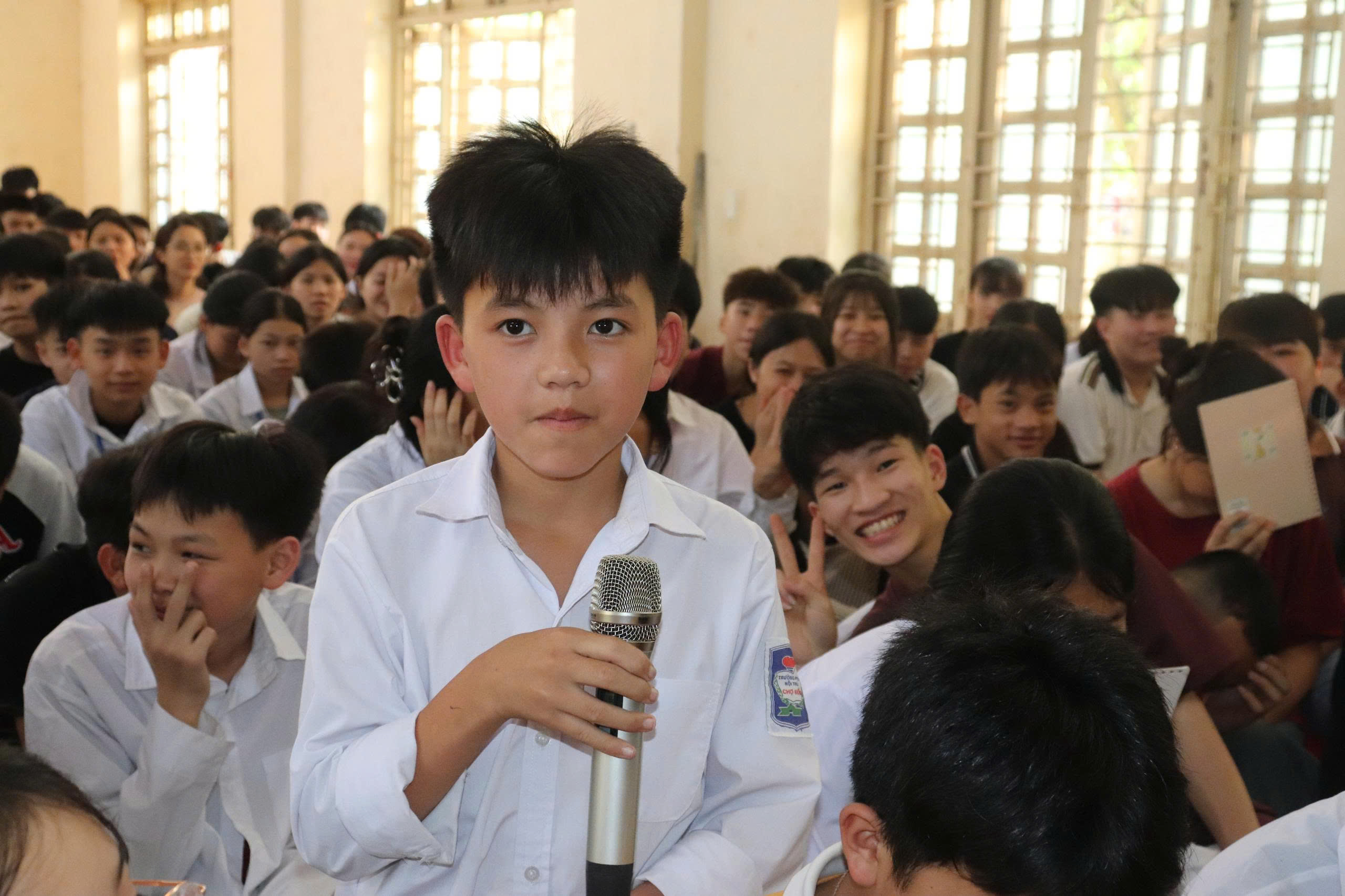 Anh-tin-bai