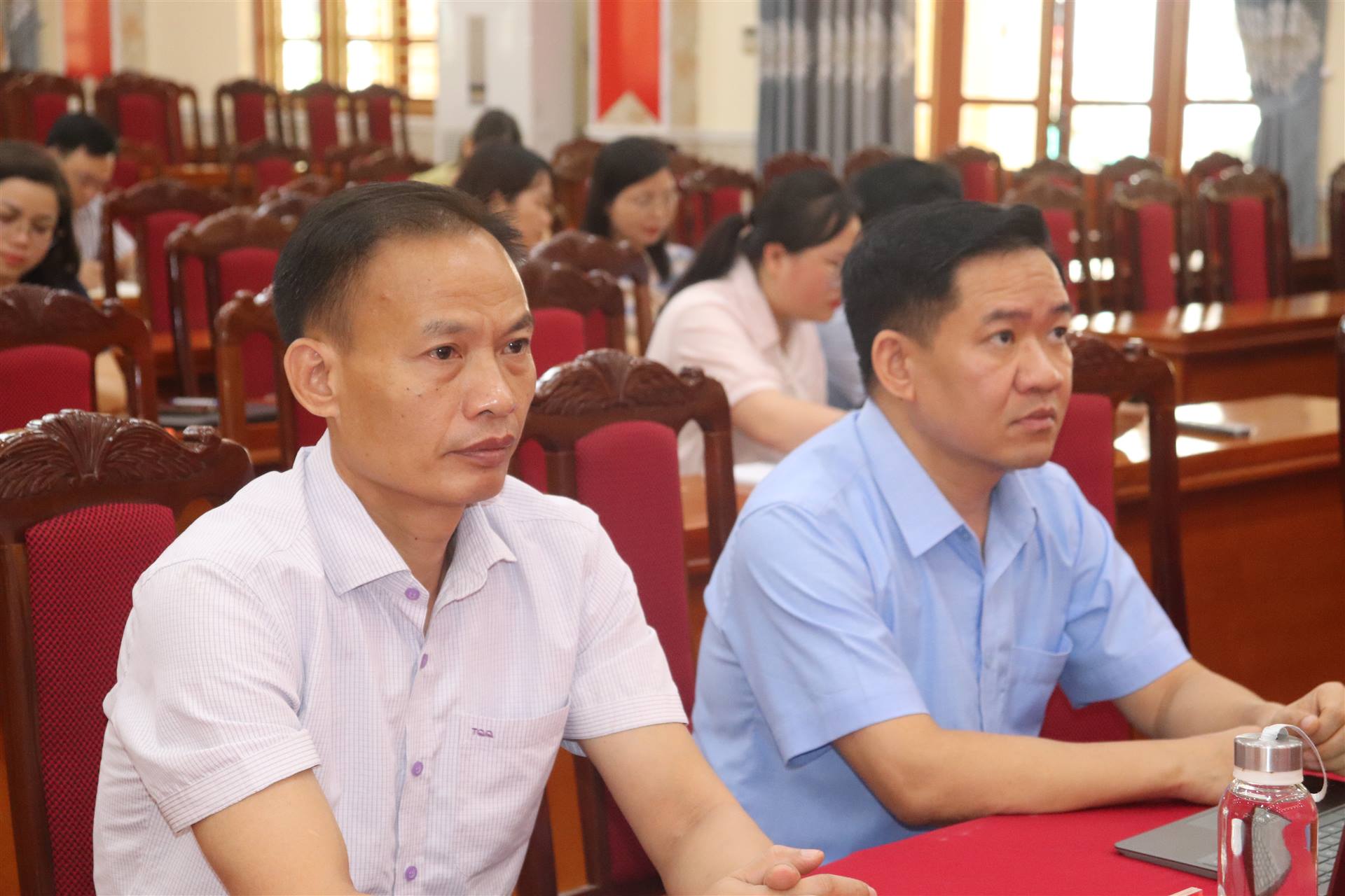 Anh-tin-bai
