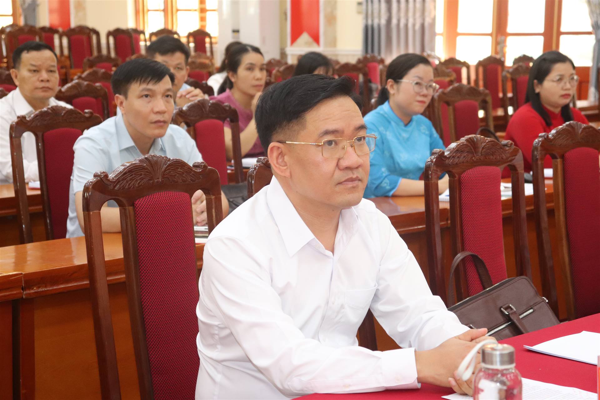 Anh-tin-bai
