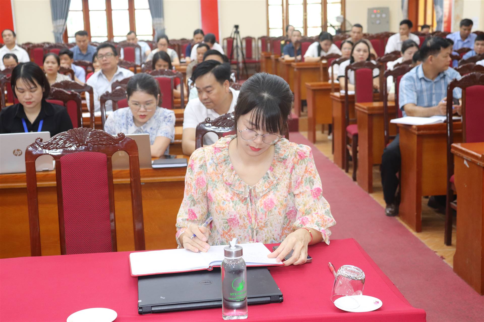Anh-tin-bai