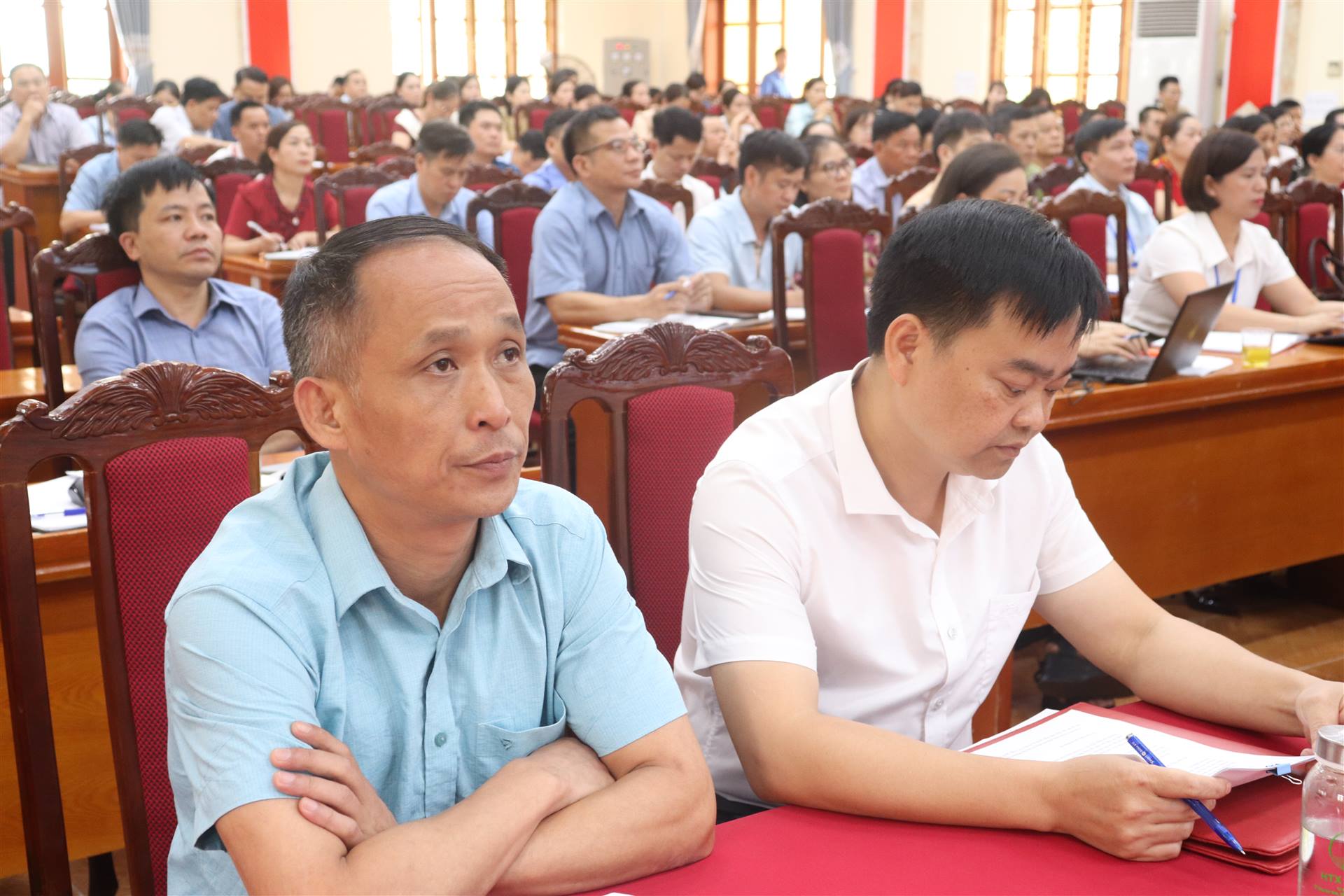 Anh-tin-bai
