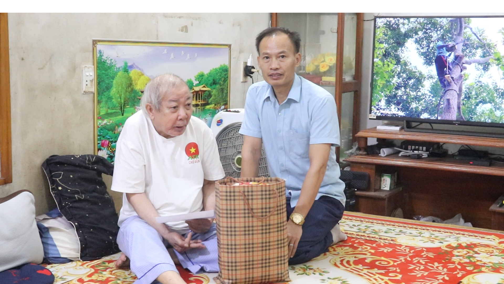 Anh-tin-bai