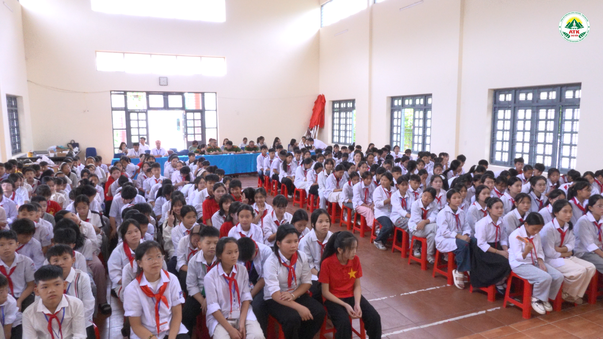 Anh-tin-bai
