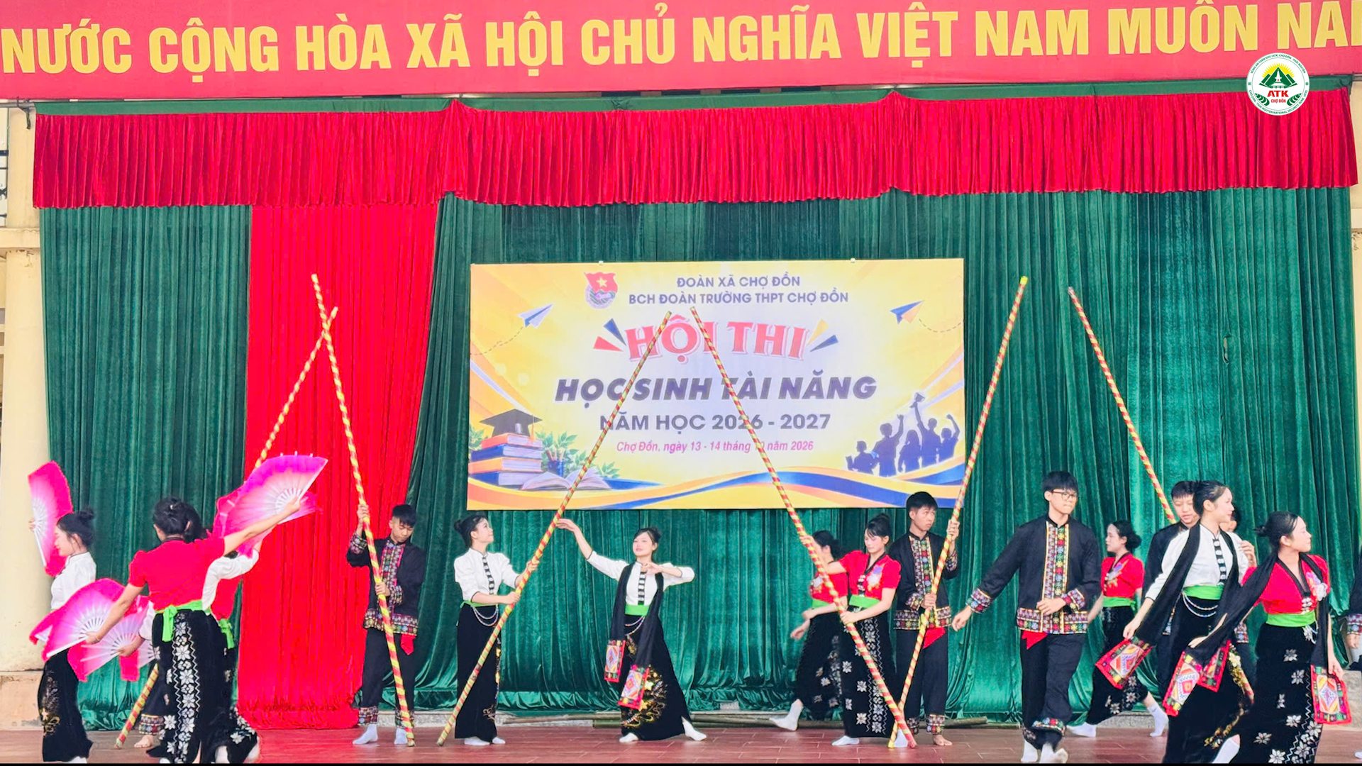 Anh-tin-bai