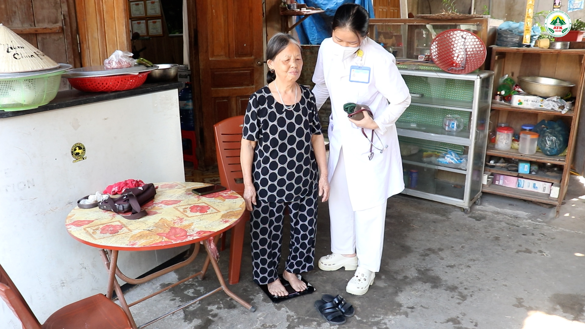 Anh-tin-bai
