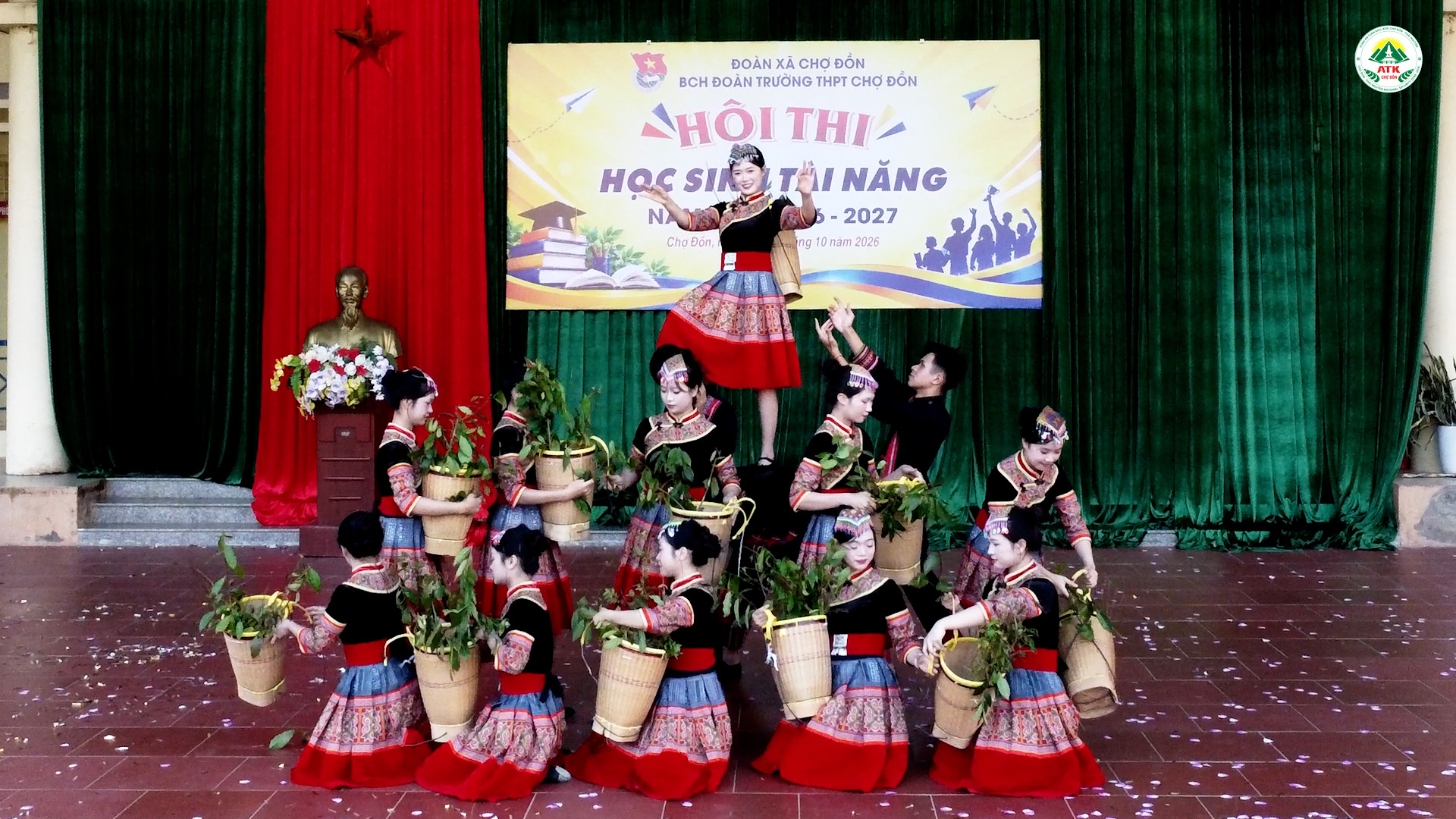 Anh-tin-bai