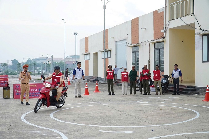 Xã Thượng Quan triển khai thí điểm Chiến dịch đào tạo kỹ năng lái xe mô tô, xe gắn máy an toàn