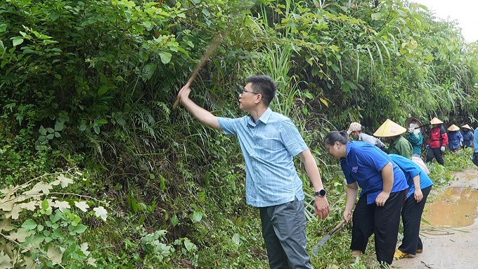 Anh-tin-bai