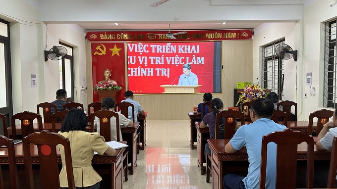 Xã Thượng Quan tham dự Hội nghị quán triệt, tập huấn xây dựng cơ sở dữ liệu vị trí việc làm của hệ thống chính trị