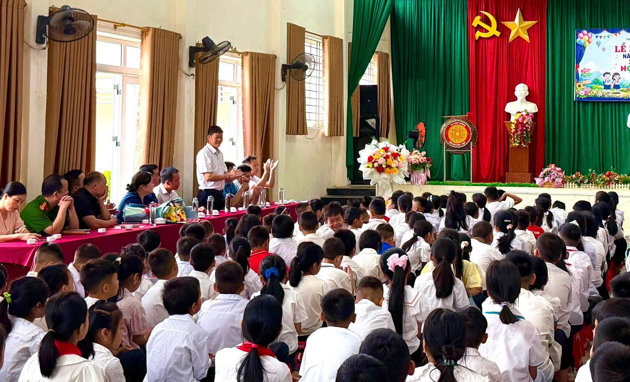 XÃ BẰNG VÂN 1.015 HỌC SINH KHAI GIẢNG NĂM HỌC 2026-2027