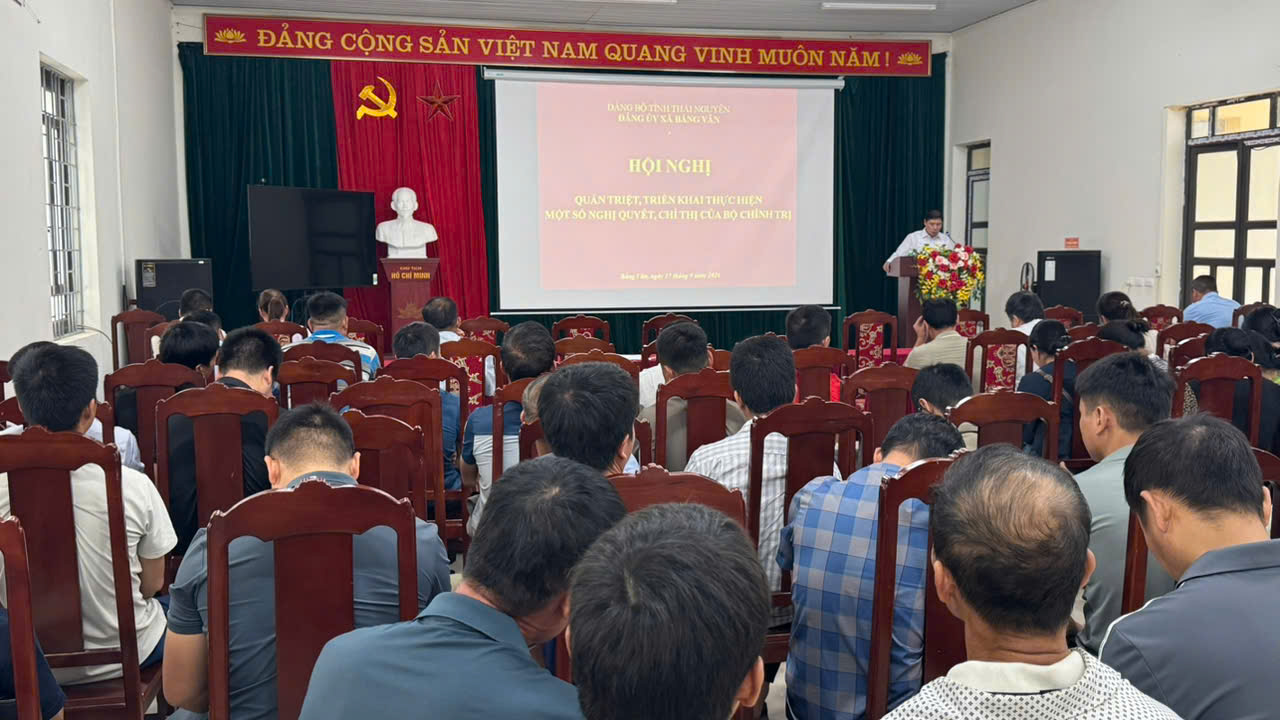 BẰNG VÂN TỔ CHỨC HỘI NGHỊ HỌC TẬP, QUÁN TRIỆT VÀ TRIỂN KHAI THỰC HIỆN CÁC NGHỊ QUYẾT, CHỈ THỊ CỦA ĐẢNG