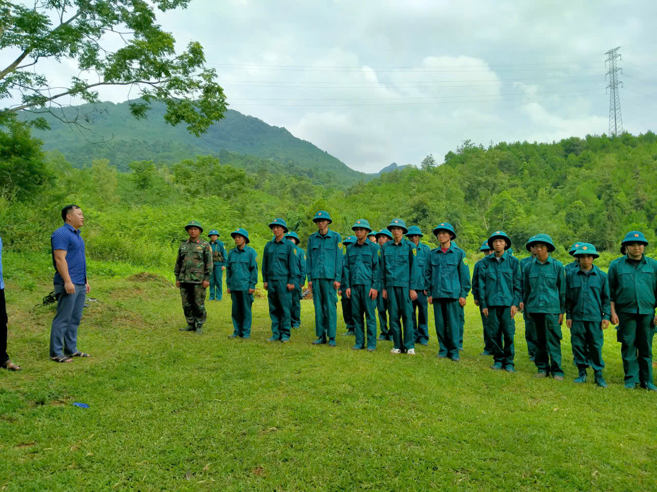 Anh-tin-bai