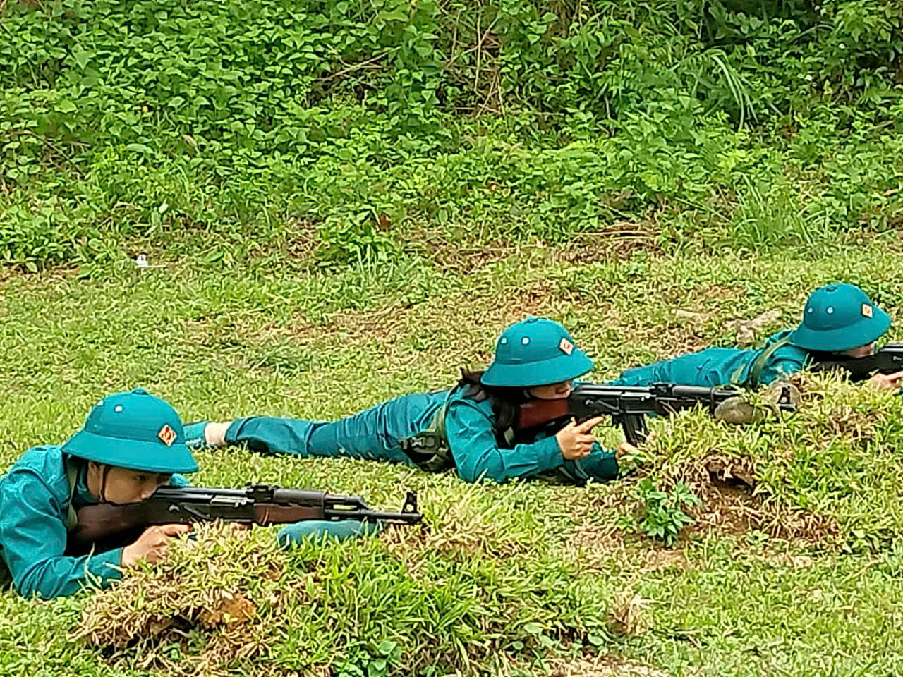 Anh-tin-bai
