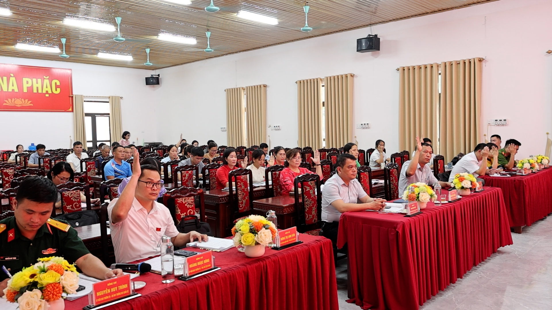 HĐND xã Nà Phặc khóa II tổ chức Kỳ họp thường lệ giữa năm 2026