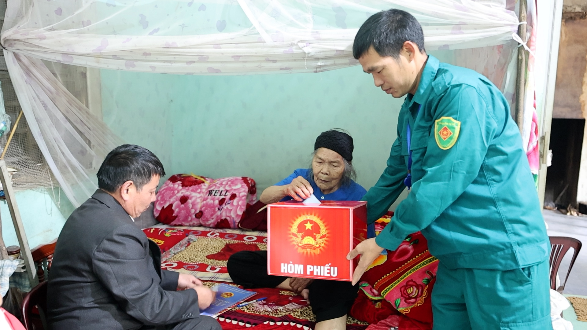Anh-tin-bai