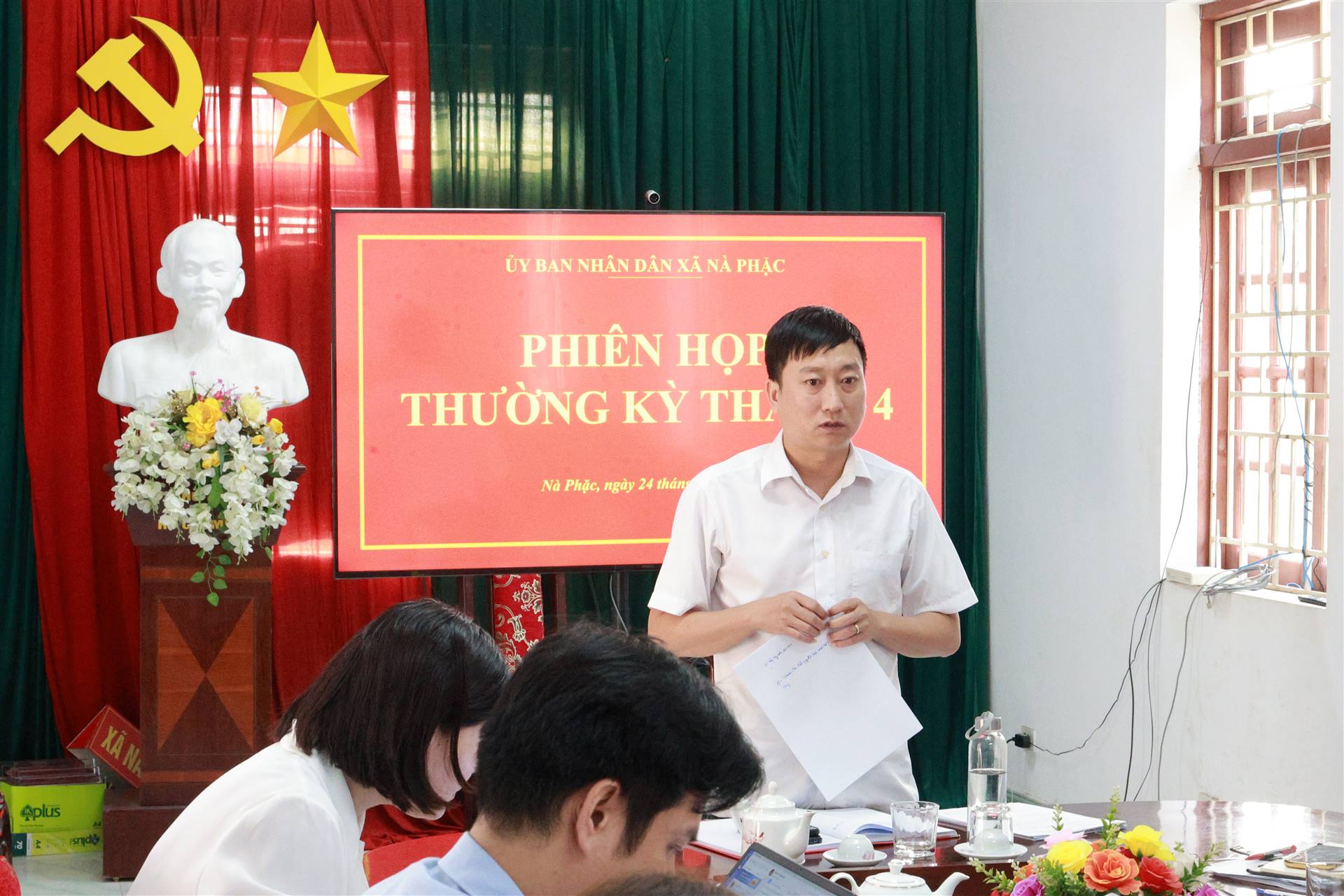 Anh-tin-bai