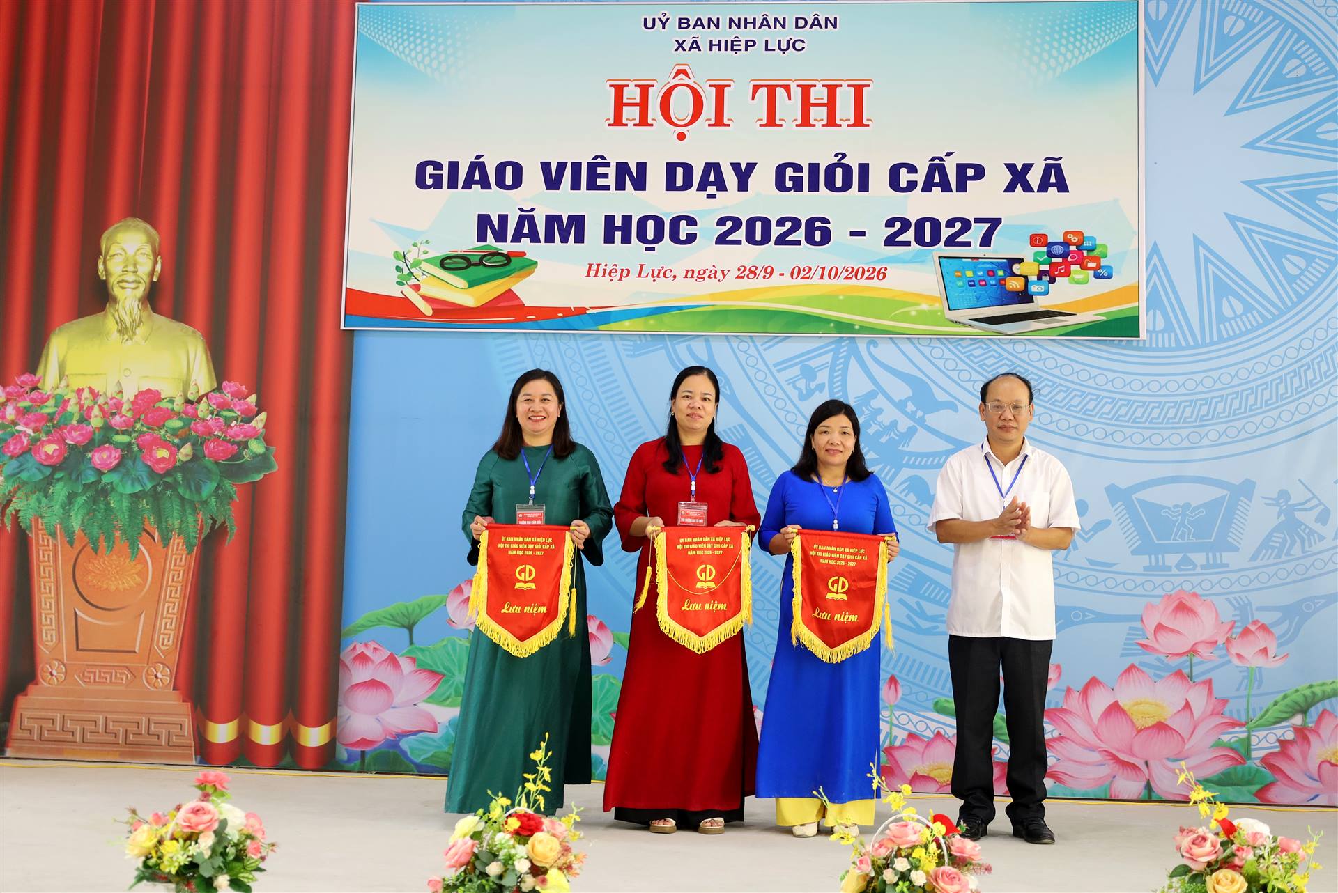 Khai mạc Hội thi giáo viên dạy giỏi cấp xã năm học 2026-2027