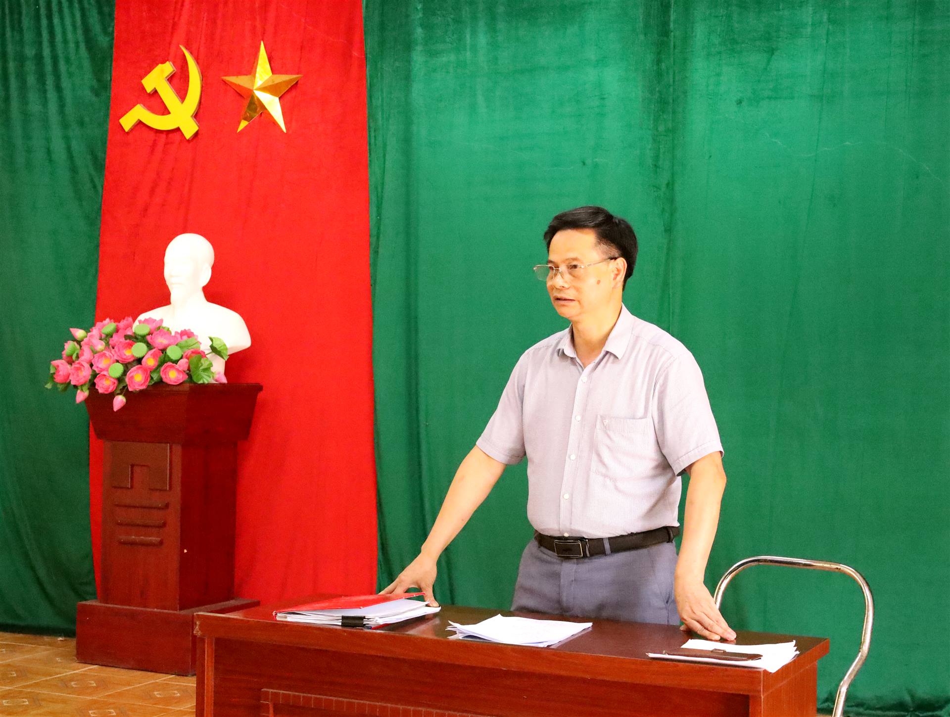 Anh-tin-bai