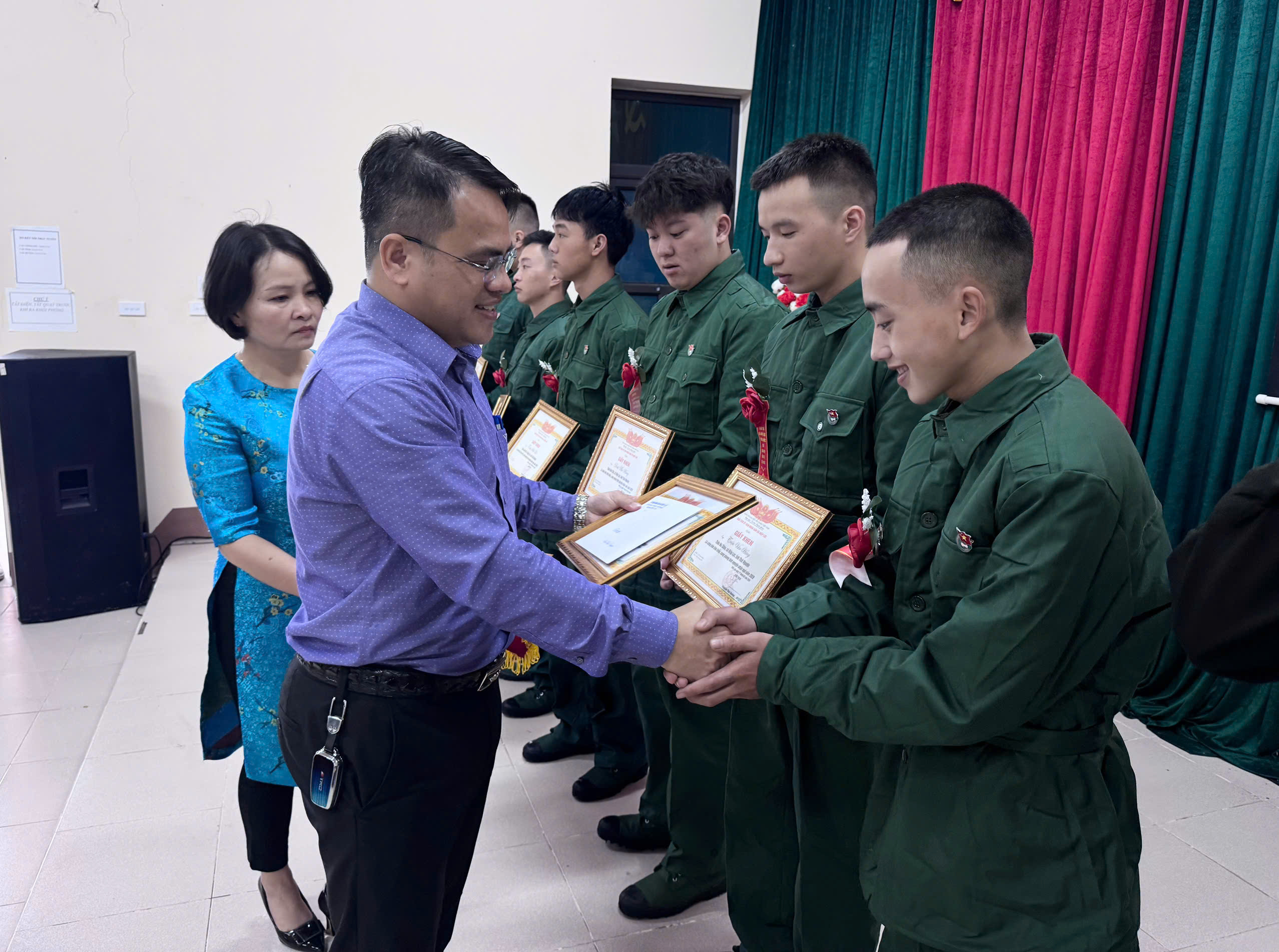 Gặp mặt, động viên tân binh lên đường nhập ngũ năm 2026