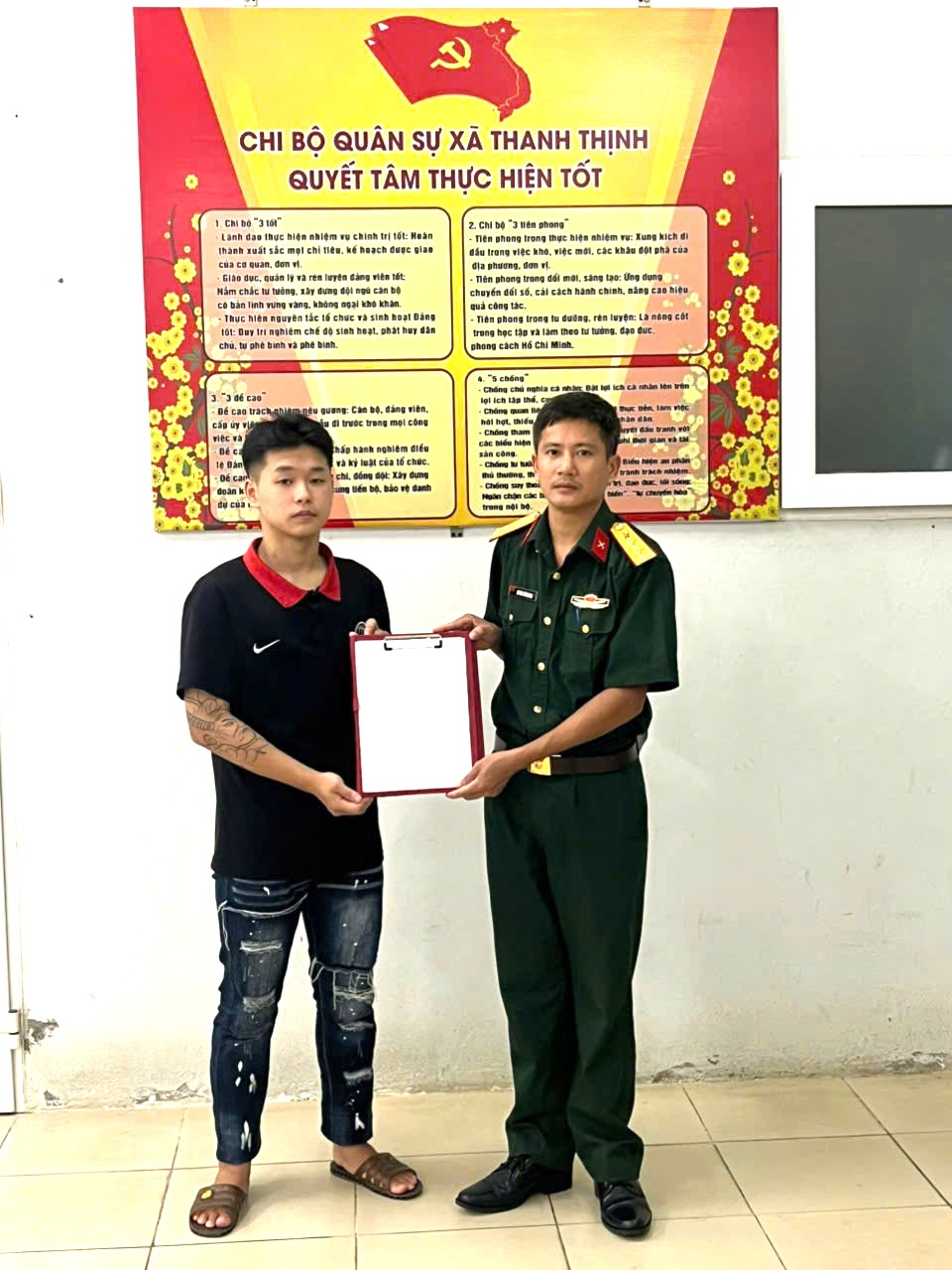 Anh-tin-bai