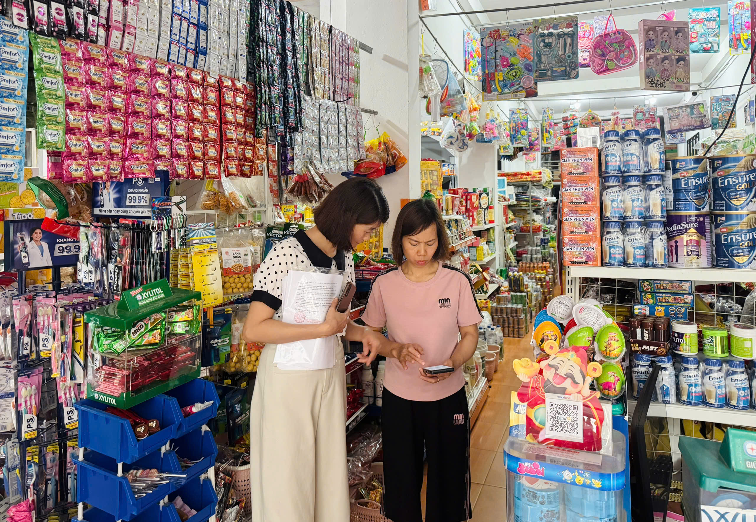 Anh-tin-bai
