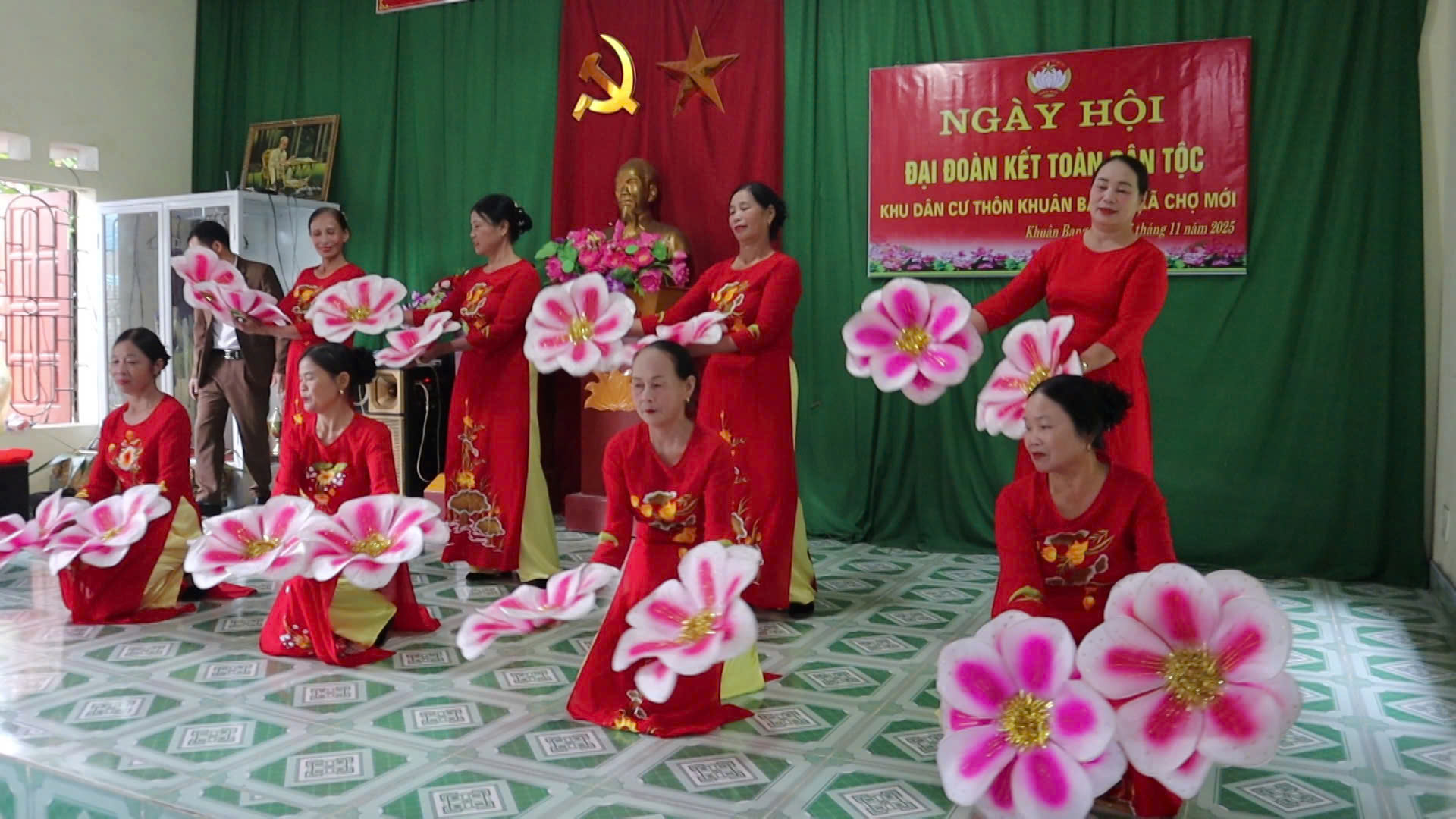 Anh-tin-bai