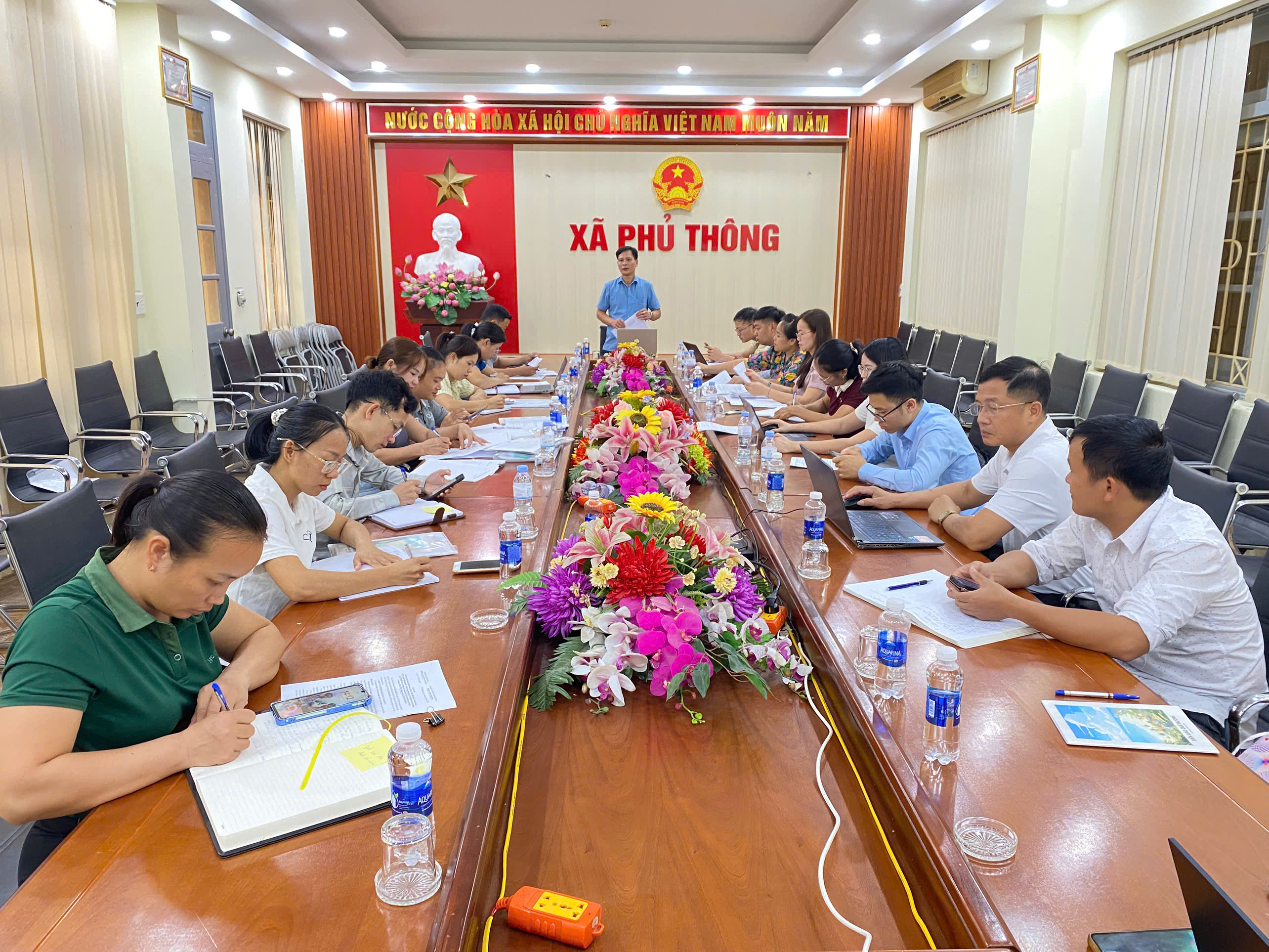 XÃ PHỦ THÔNG HỌP ĐÁNH GIÁ KẾT QUẢ RÀ SOÁT HỘ NGHÈO, HỘ CẬN NGHÈO NĂM 2026